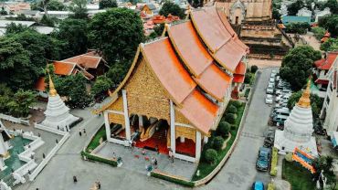 Passeio templos de Chiang Mai em português